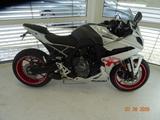Suzuki GSX-8S (GSX800) - SUZUKI GSX 8S