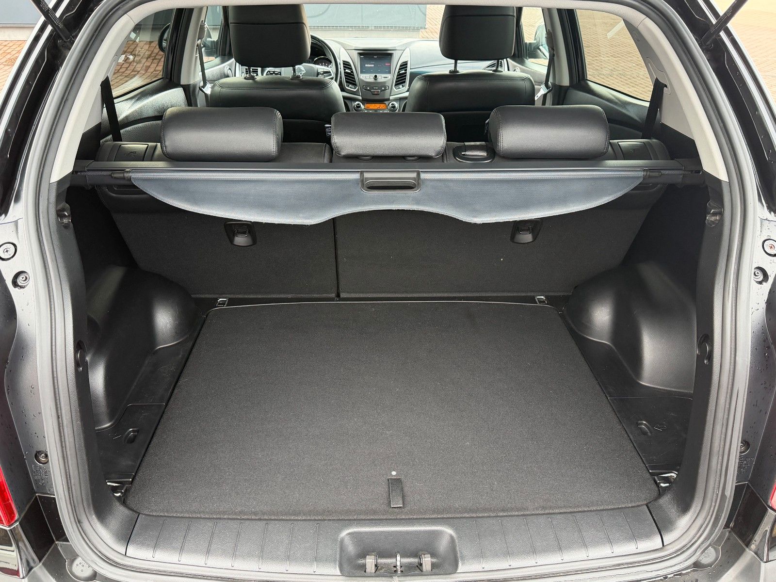 Fahrzeugabbildung Ssangyong Korando 2.2 e-XDi 220 *Nav*8fach*Kamera*AWD*PDC*