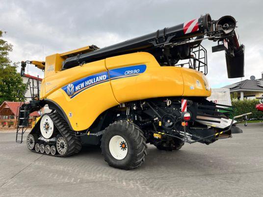 New Holland CR 9.90