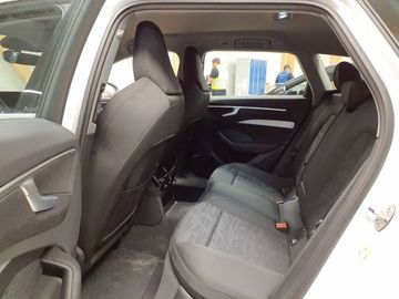 Audi A6 - 6