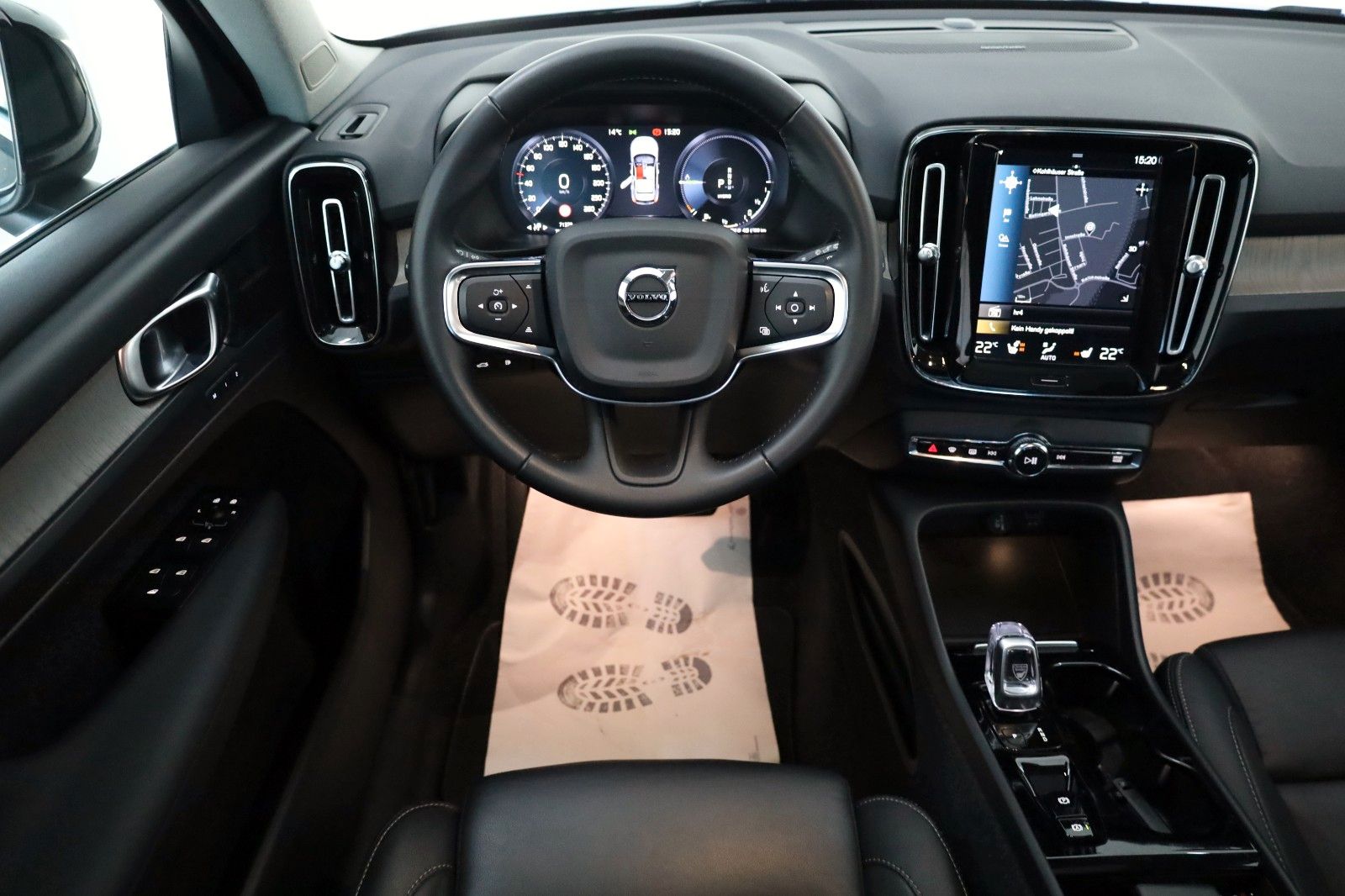 Fahrzeugabbildung Volvo XC40 Inscription,Leder,Navi,LED,SH,360Kamer,Pano