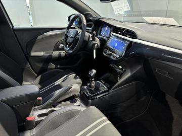 Fotografie 5 des Opel Corsa 1.2 Direct Injection Turbo GS