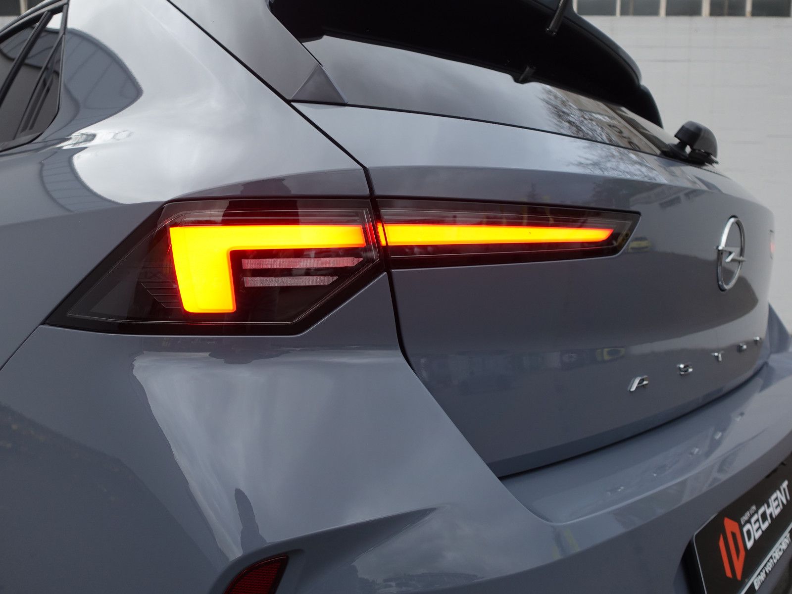 Fahrzeugabbildung Opel Astra Edition 1.2T,Navi,Kamera,Sitzhzg,AGR,LED