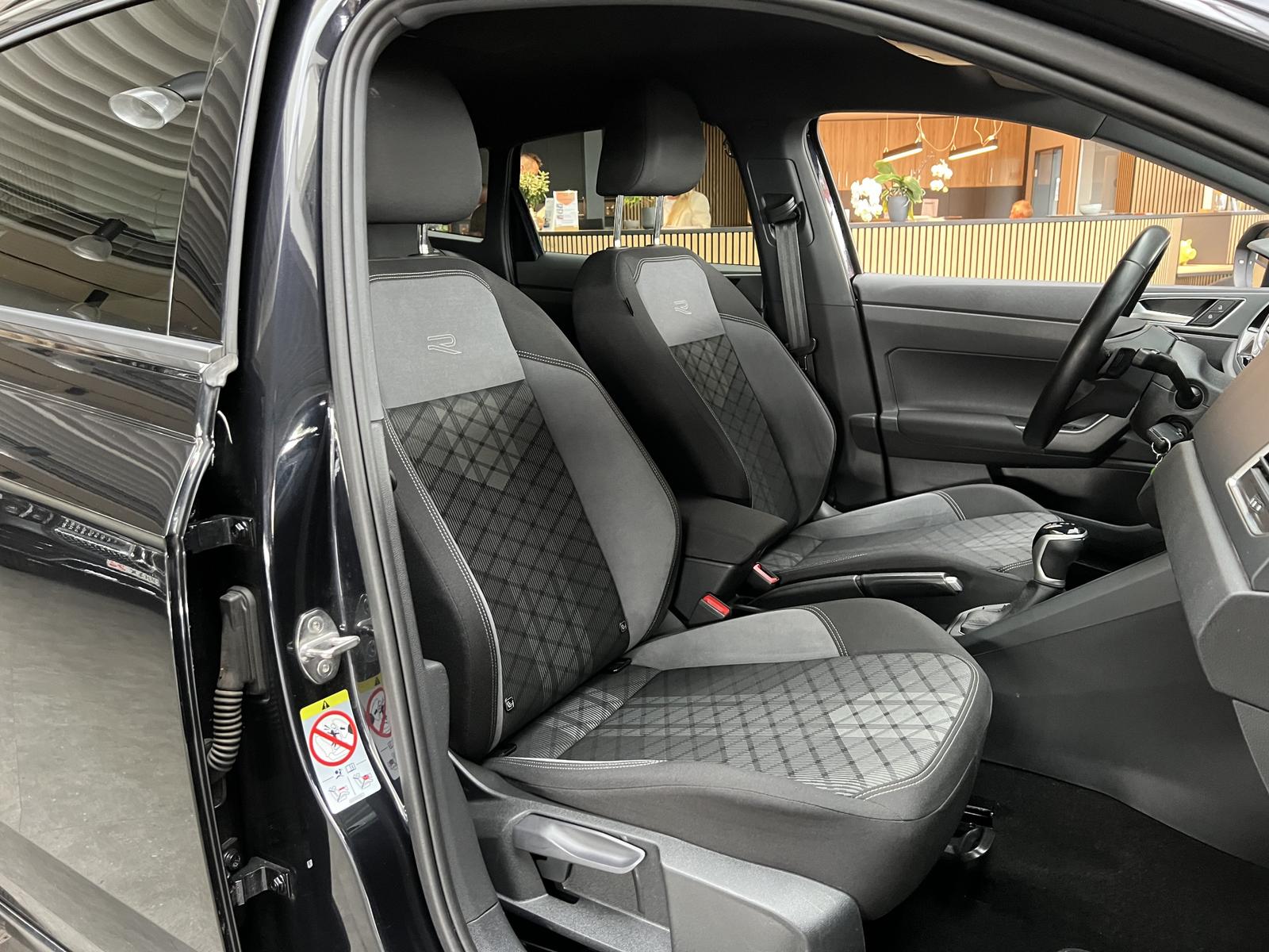 Volkswagen Taigo 1.0TSI DSG R-Line Navi AHK Kamera DAB+ IQ, миниатюра 24