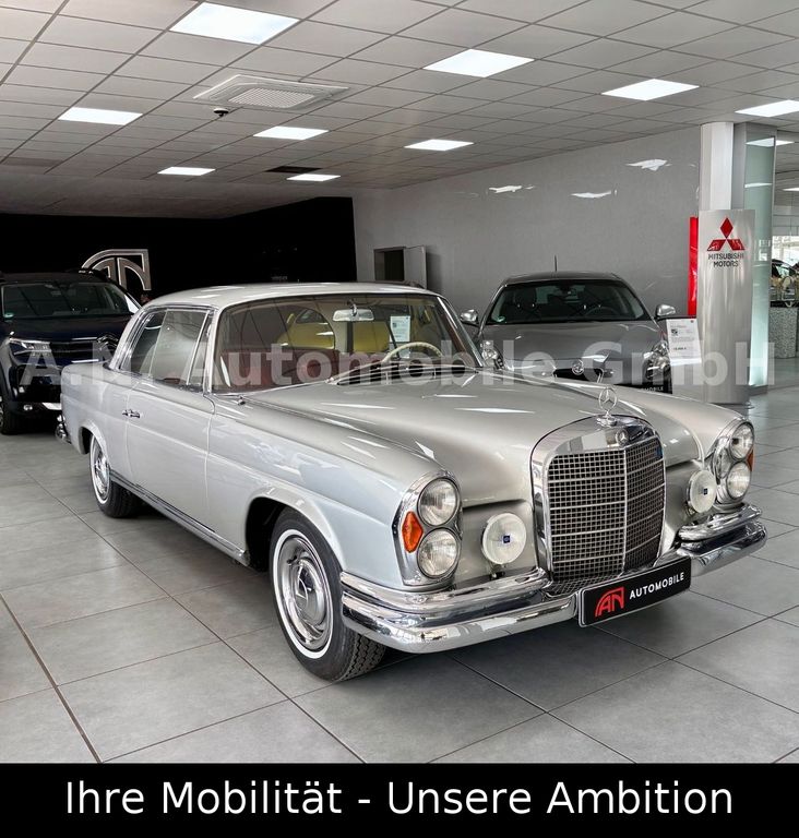 Mercedes-Benz 250