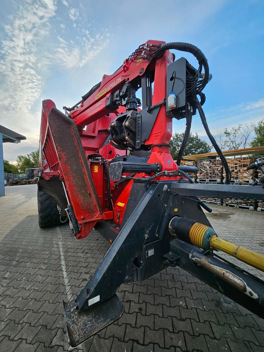 Fahrzeugabbildung Andere Ufkes 962/25 / Valtra S374 / nur: 1.980h!