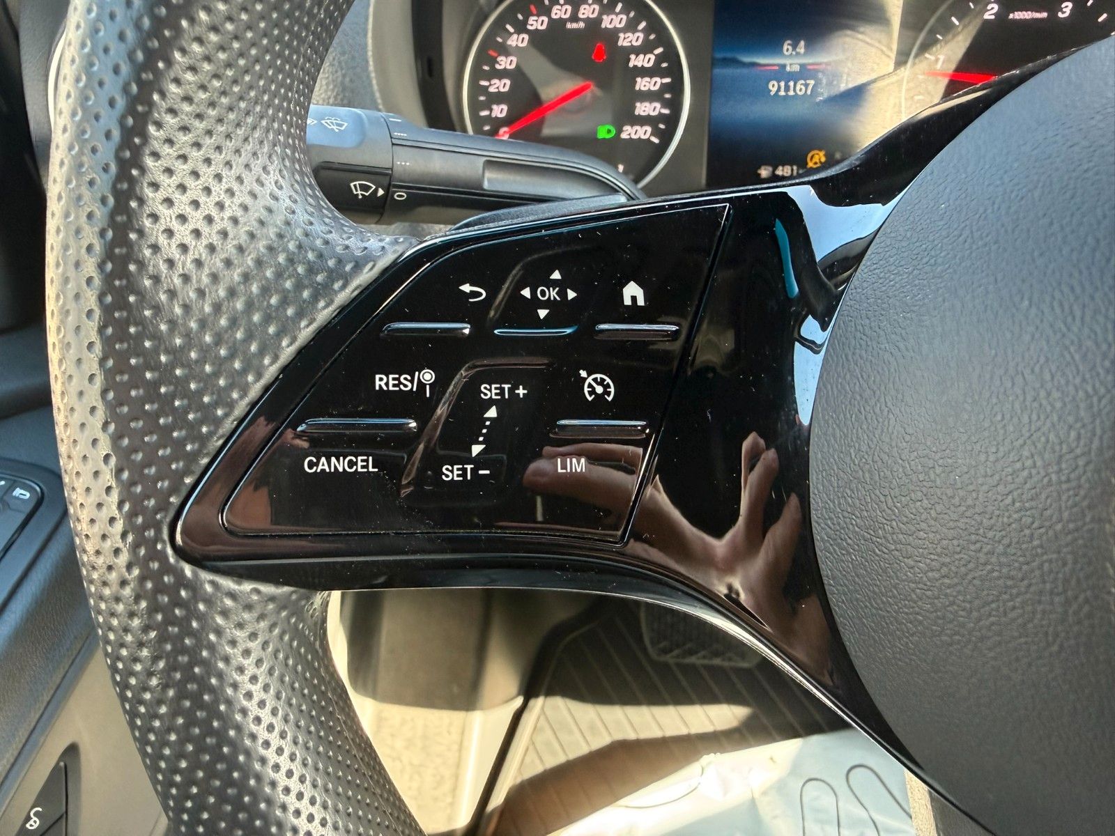 Fahrzeugabbildung Mercedes-Benz Sprinter 317 CDI 9G 4325 Klima Kamera LED