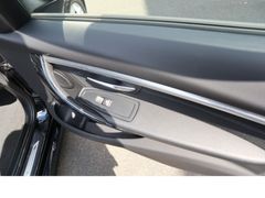 Fahrzeugabbildung BMW 318d Sport Line 1hd Navi Tempo Scheckheftgepfl