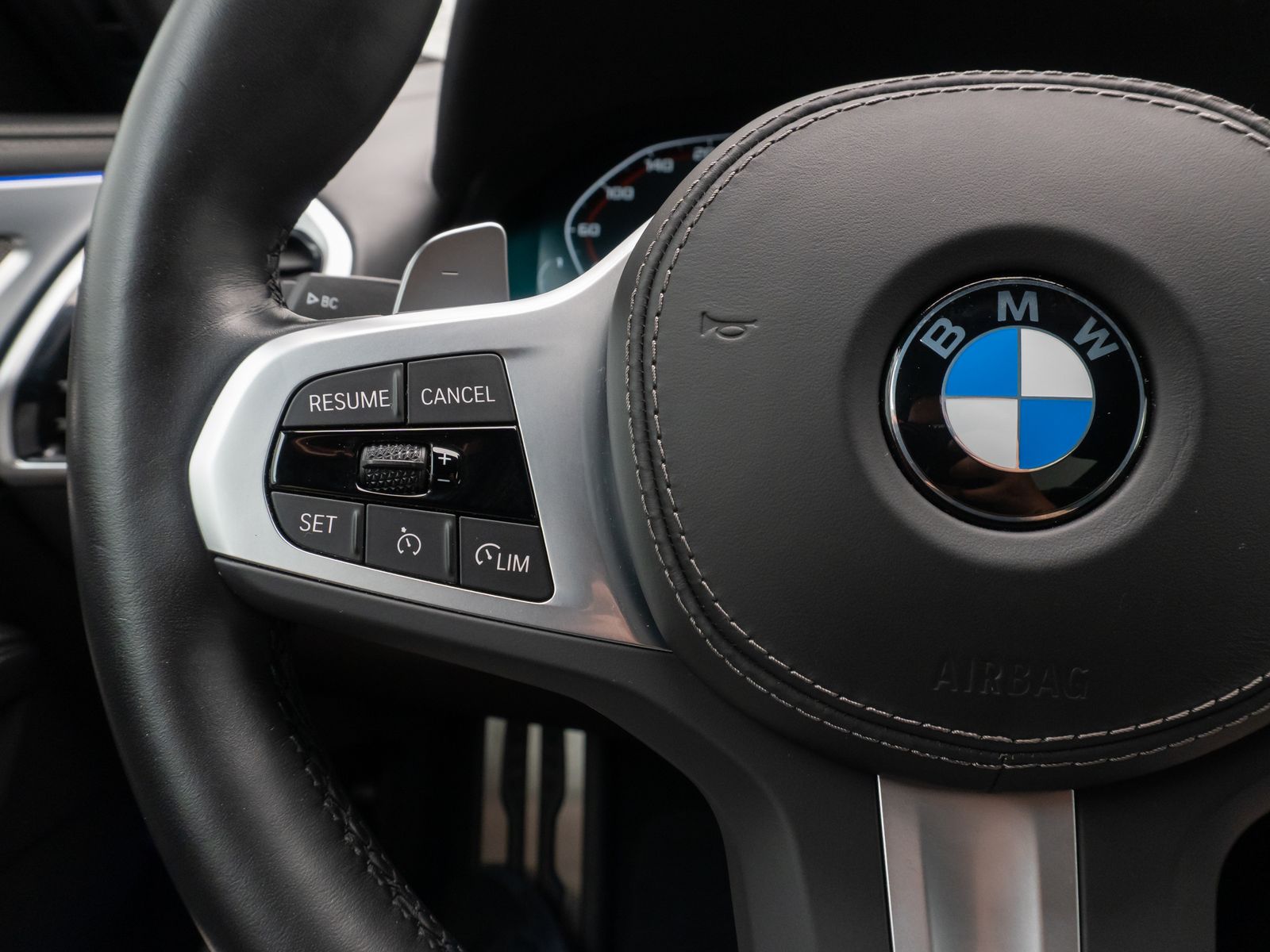 Fahrzeugabbildung BMW M850i xD Laser Kamera HUD DAB H/K SoftCL 20Zoll