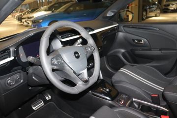Fotografie des Opel Corsa 1.2 Direct Injection Turbo AT GS