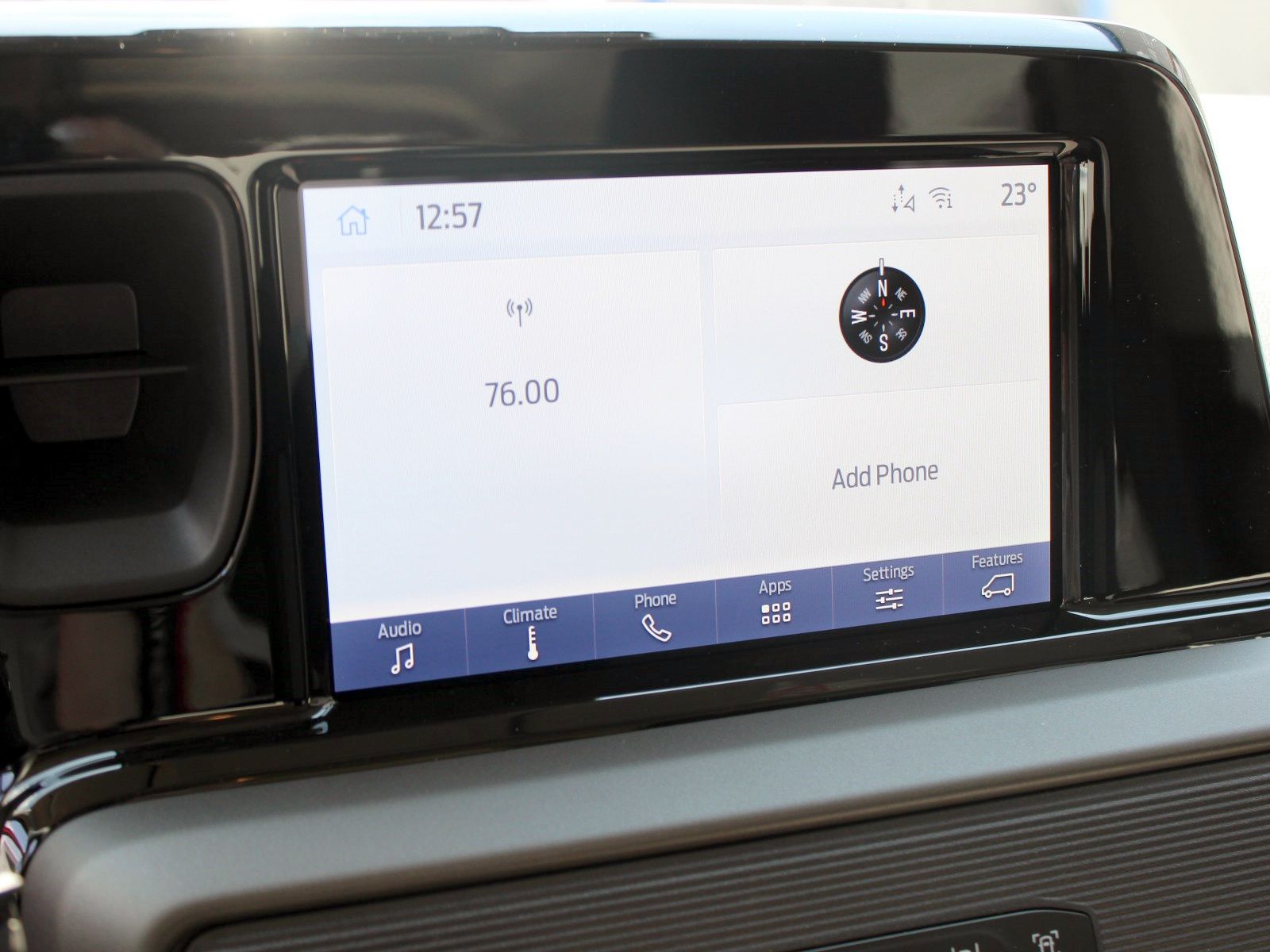 Fahrzeugabbildung Ford Tourneo Courier Trend