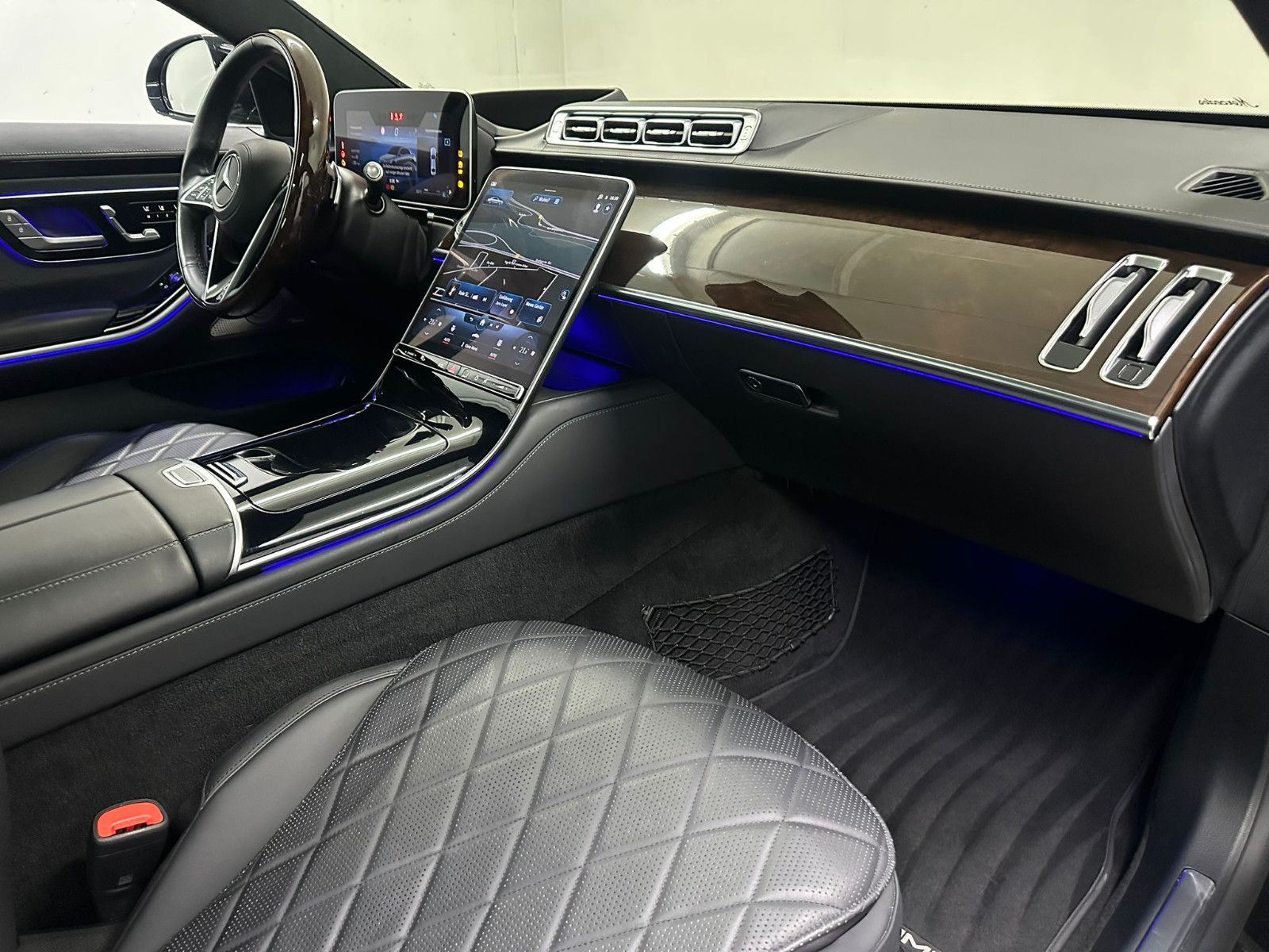 Fahrzeugabbildung Mercedes-Benz S 450 4MATIC L *AMG-LINE*ACTIVE BODY*EXKLUSIV*TV