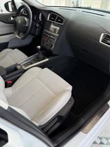 Citroën C4 Lim. Shine - Citroën C4 mit Diesel-Antrieb