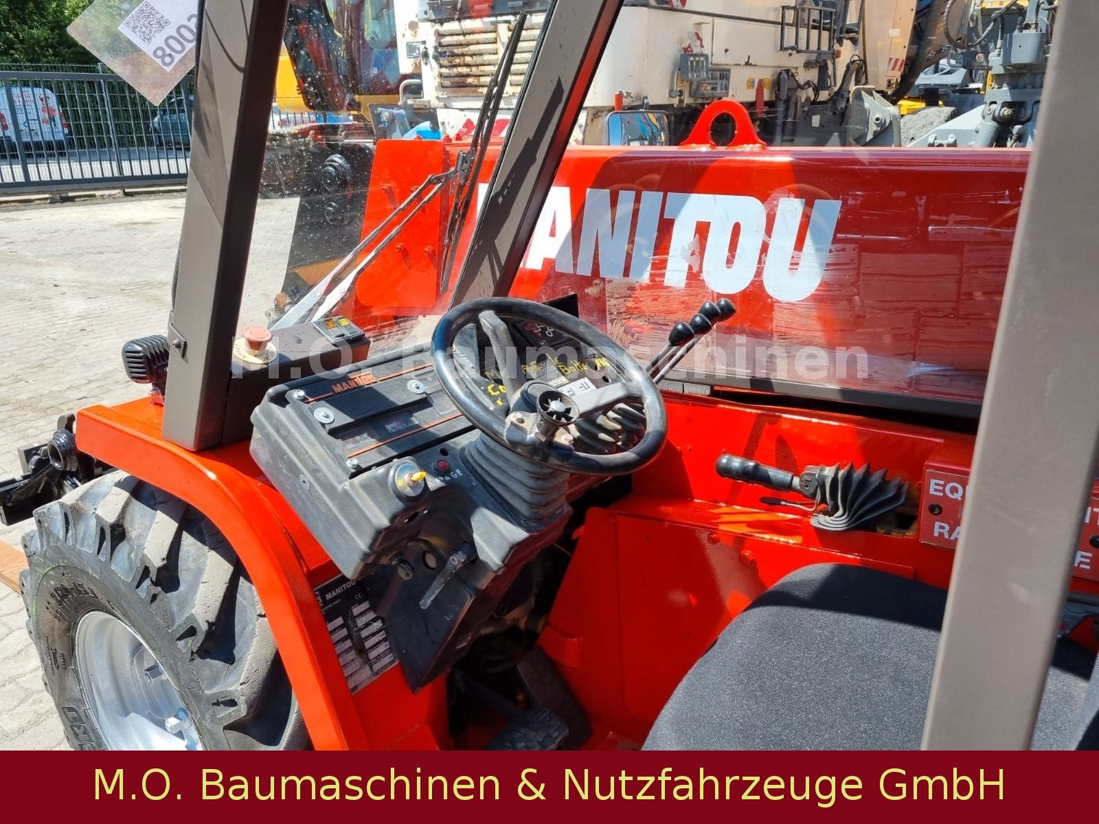 Fahrzeugabbildung Manitou BT 420 / SW /Gabel / 2 t / 4m / 4x4 /