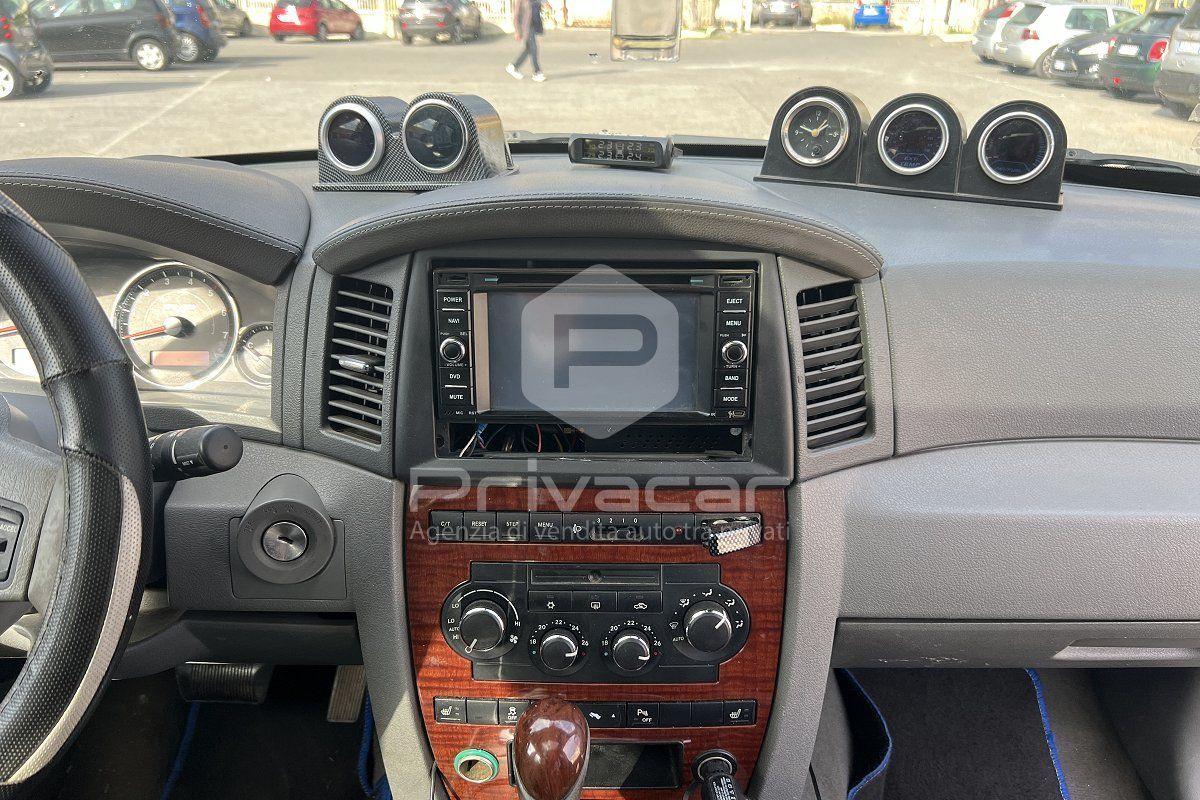 Jeep Grand Cherokee 2005 — photo 13
