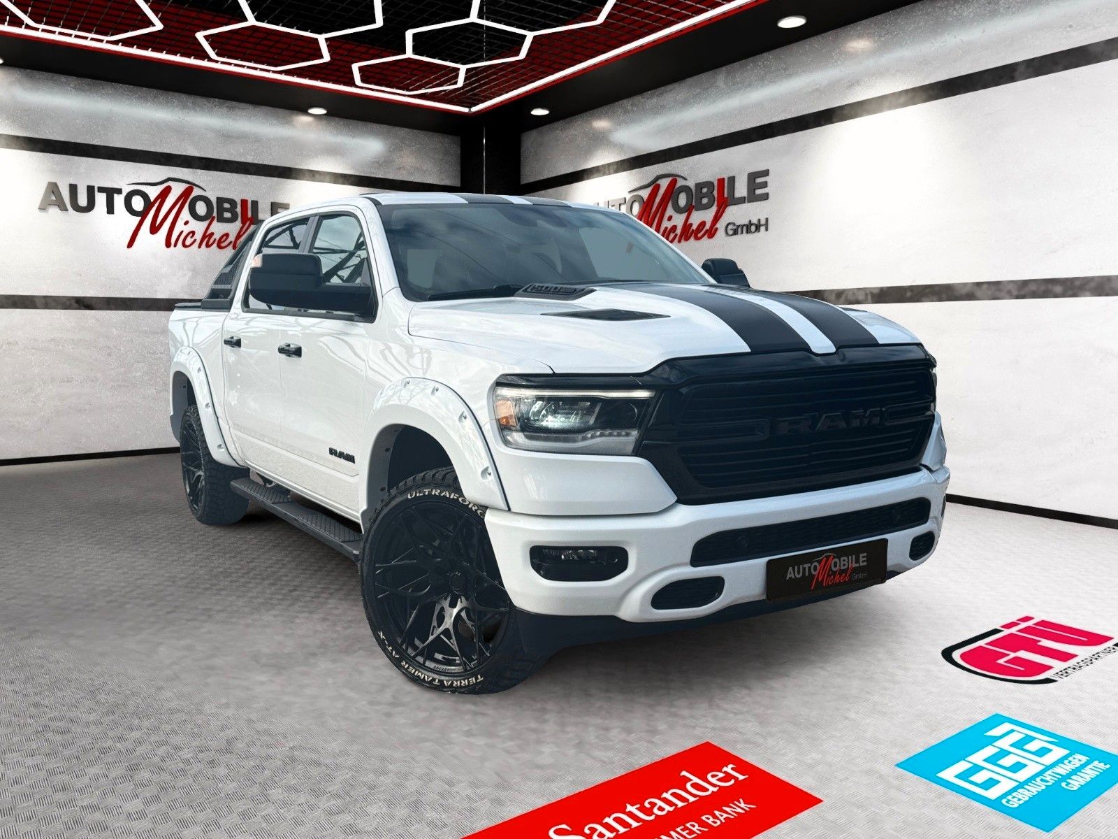 Dodge RAM 2023, 5.7 benzīns, Automāts, SUV/Apvidus, Balts — Latvijā