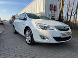 Opel Astra Design Edition/PDC/SHZ/ - Opel Astra: Design Edition