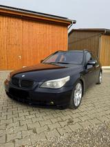 BMW 530I E61 - BMW 530 aus 2005: Kombi