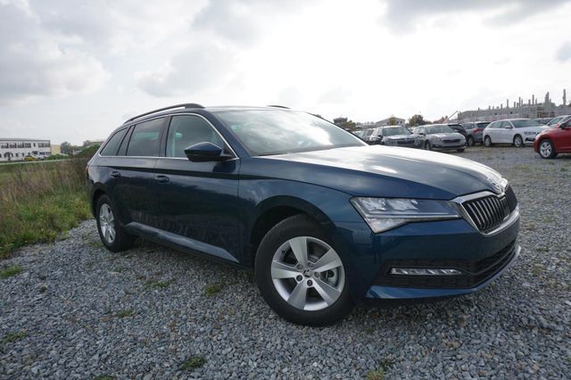 Skoda Superb 1.5TSI Combi Ambition DSG Navi LED Kamera