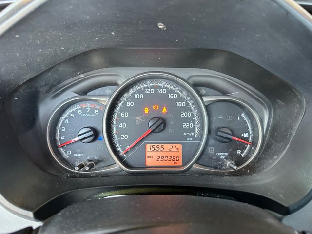 Toyota Yaris Basis
