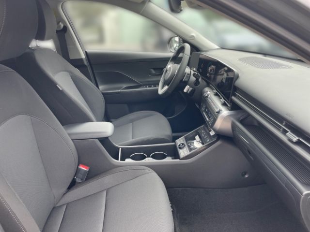 Fahrzeugabbildung Hyundai KONA Select Hybrid Funktionspaket Navi LED ACC A