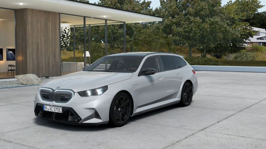 Image of BMW M5