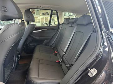 BMW X3 - 11