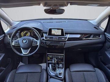 BMW 220 Active Tourer - 11