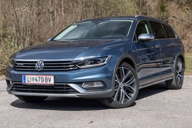 VW Passat Alltrack 2.0 TDI 140kW DSG AHK 4Mot