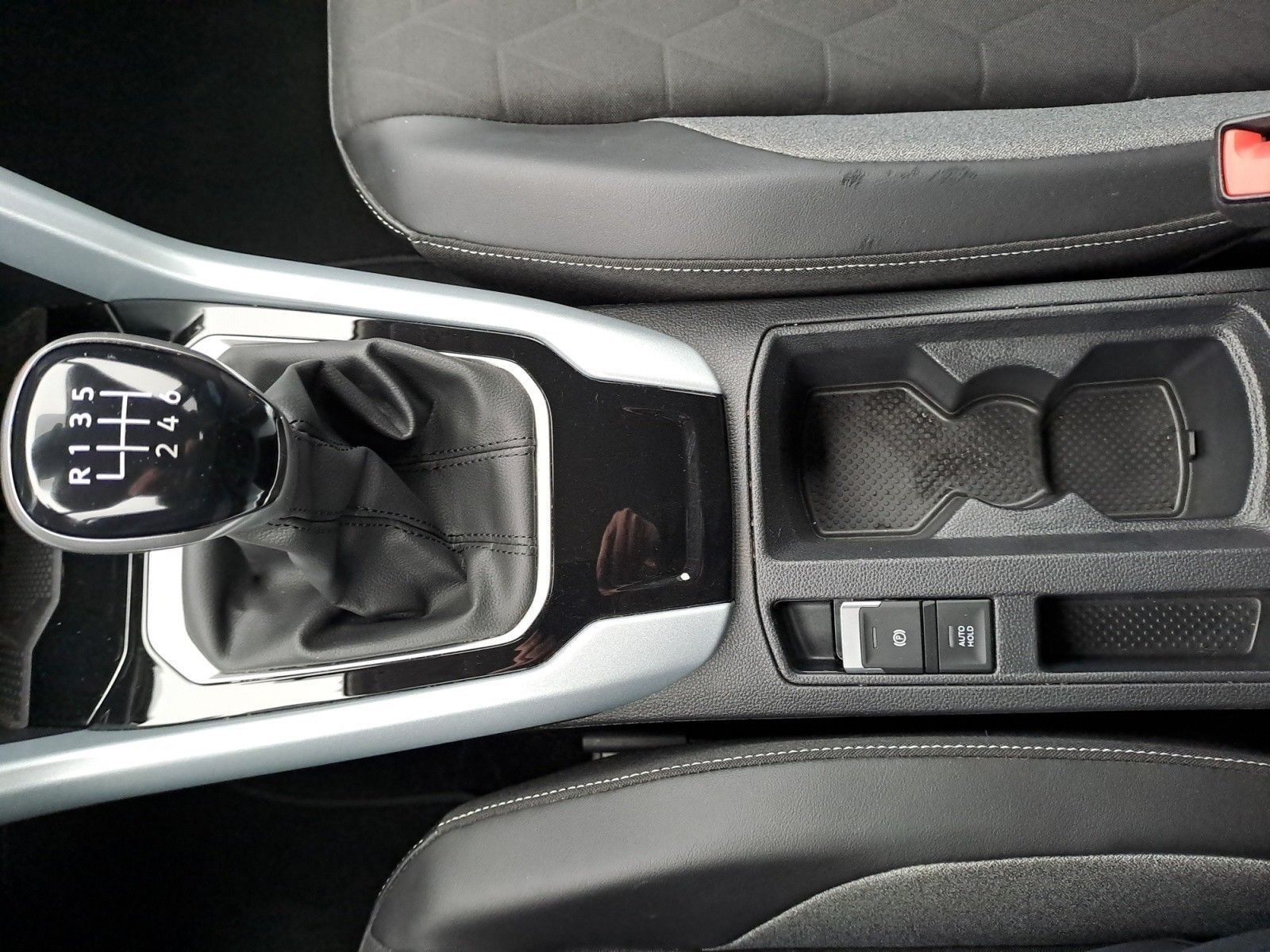 Volkswagen T-Roc - Bild 14