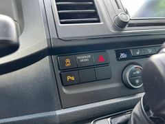 Fahrzeugabbildung Volkswagen T6 Multivan DSG LED AHK Standhzg. Schiebedach