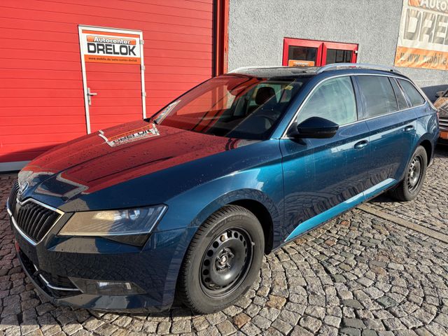 Skoda Superb Combi 2.0 TDI Premium Edition*AHK*NAVI*