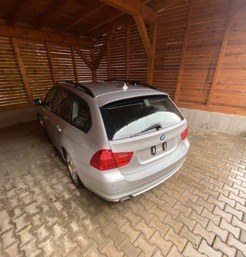 BMW 320 2009 — engine 177 HP (130kW)