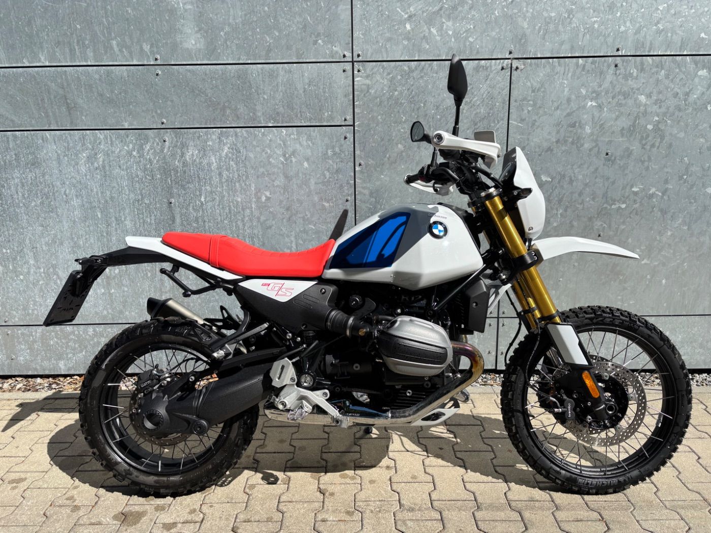 Fahrzeugabbildung BMW R 12 G/S Komfort-Paket Enduro-Paket Pro