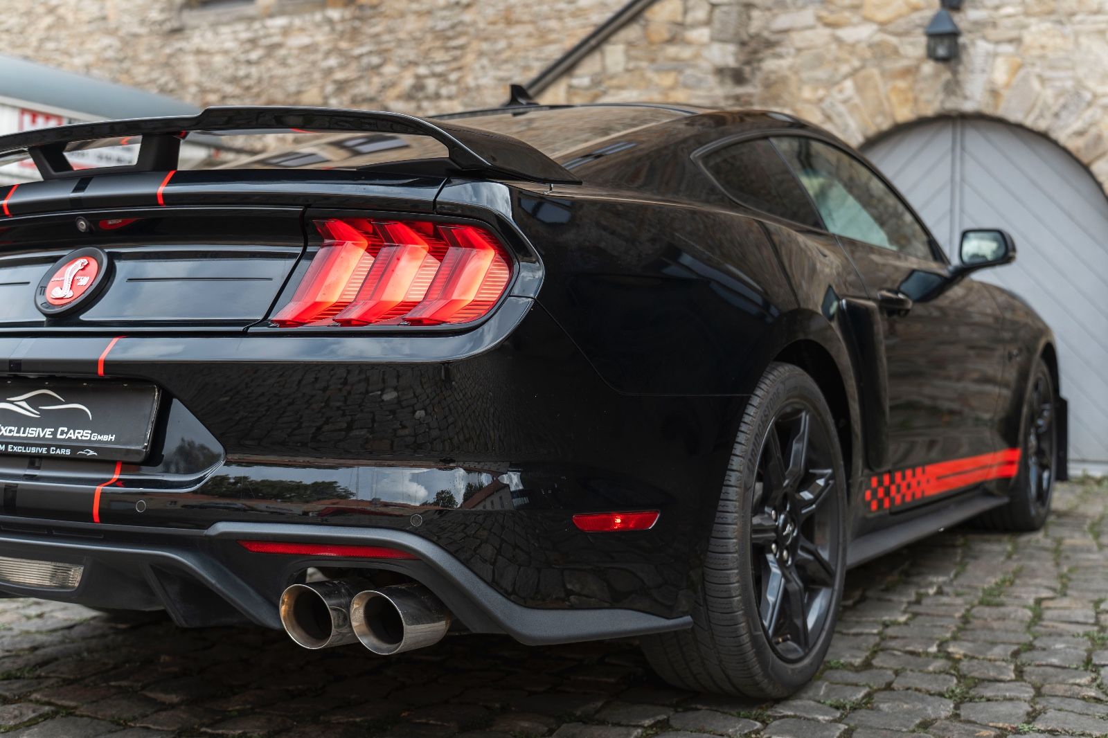 Fahrzeugabbildung Ford Mustang GT 5.0L KAM LED TOTW SHZ/K AUTO LEDER