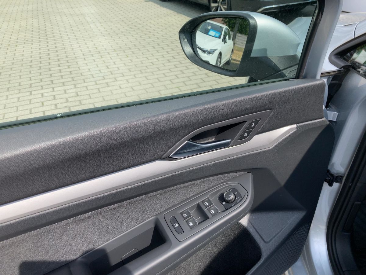 Volkswagen Golf - Bild 13