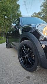 MINI Countryman D (Cooper)