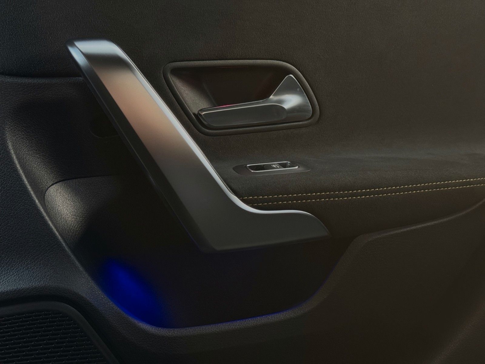 Fahrzeugabbildung Mercedes-Benz CLA 45 S AMG Matt/Perf-Sitz/MBeam/AERO/Night-Pkt