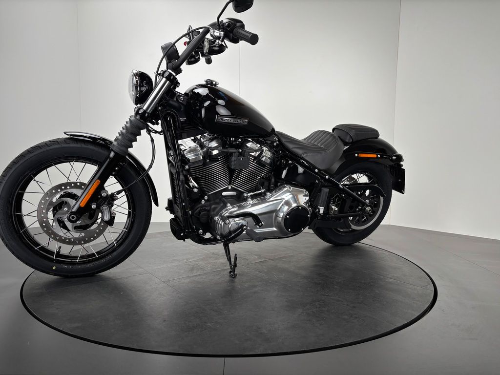 Fahrzeugabbildung Harley-Davidson STREET BOB *NEUWERTIG *5HD