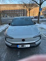 Volvo EX30 Plus 2WD gr. Akku 11.500 km Ganzjahresreif. - Volvo EX30 aus 2024