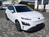 Hyundai Kona Elektro Edition 30+ NAVI SHZ KREL WÄPU  - weiße Hyundai KONA Elektro