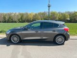 Ford Focus Lim|HUD|ACC|Pano|B&O|Autom.|ErgoSitz - Ford Focus mit Diesel-Antrieb: Limousine, Klimaautomatik