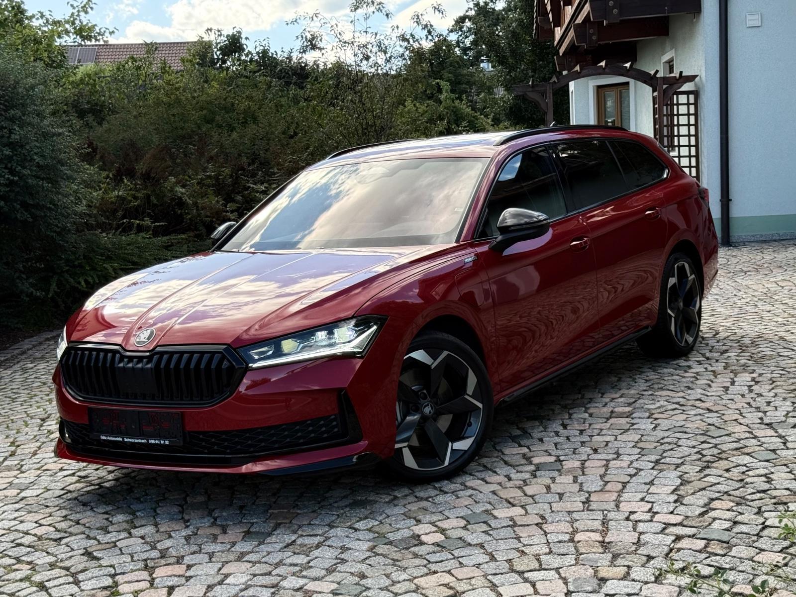 Skoda Superb Combi Combi 1.5 TSI iV Sportline / Pano