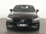 Volvo S60 B4 R-Design LED HarmanK Pilot KeyGo STHZ 360 - Volvo S60 aus 2022