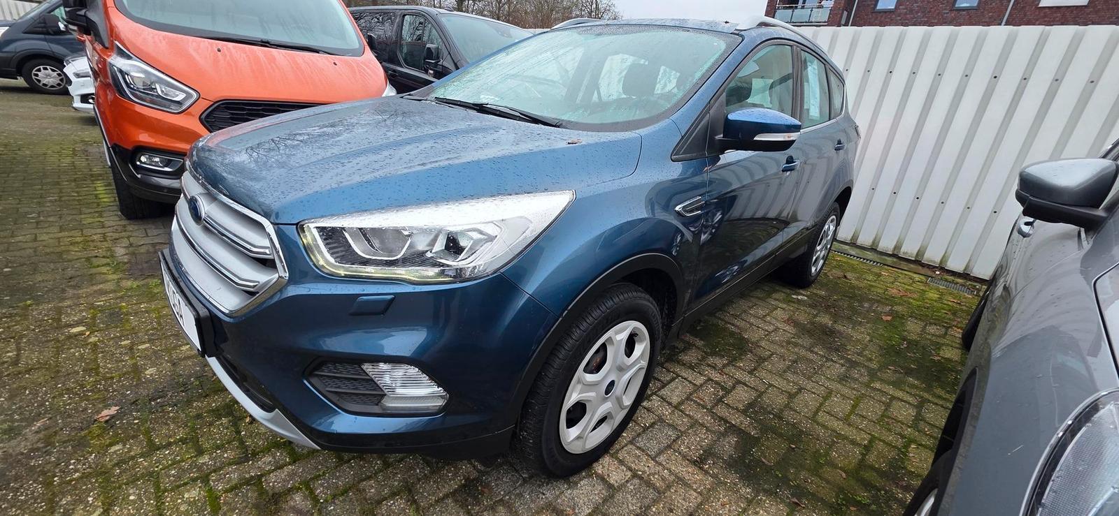 Ford Kuga 2.0 TDCi 4x4 Aut. Cool & Connect AHK Winter