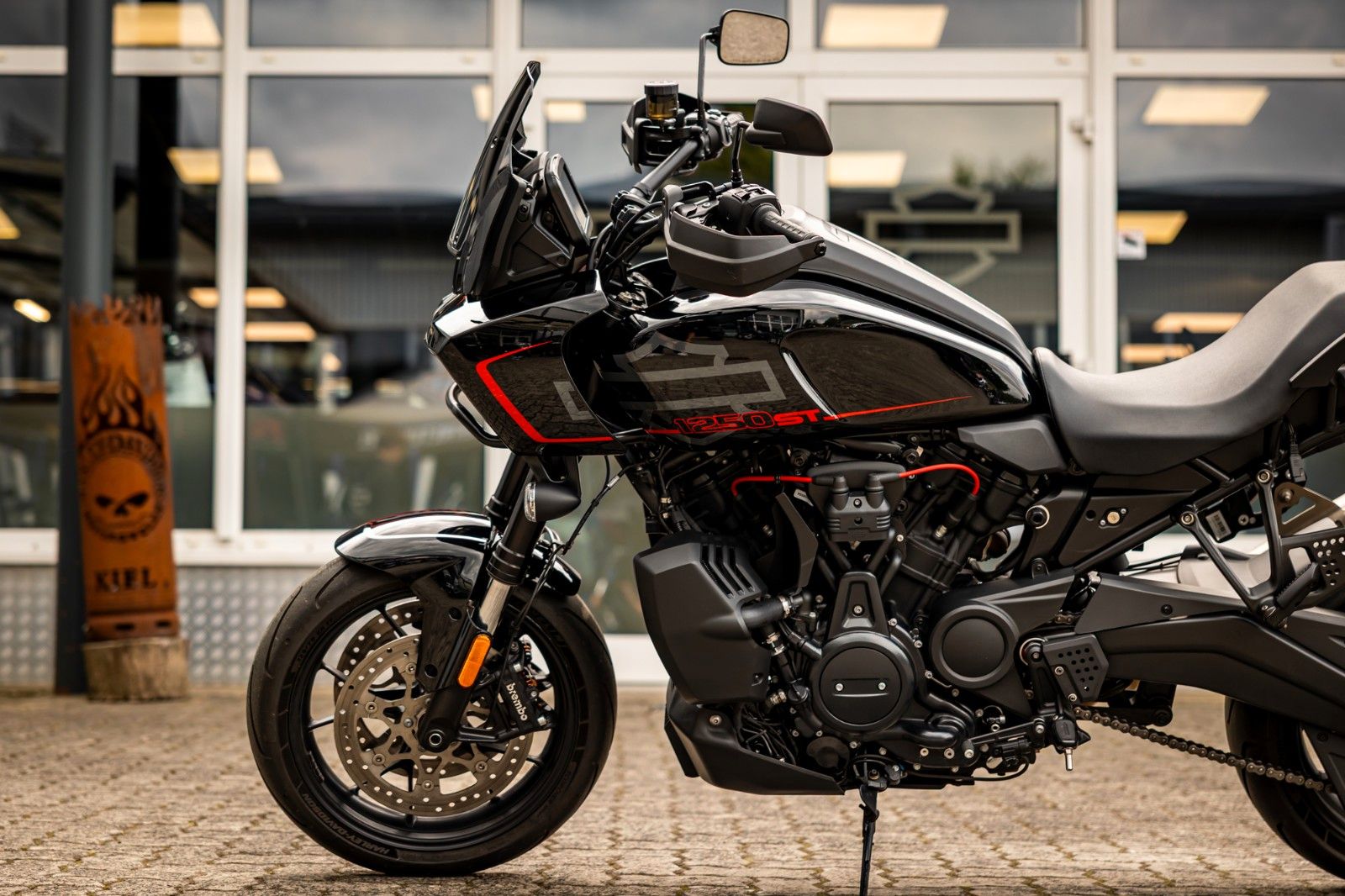 Fahrzeugabbildung Harley-Davidson RA1250ST Pan America ST - Screamin Eagle