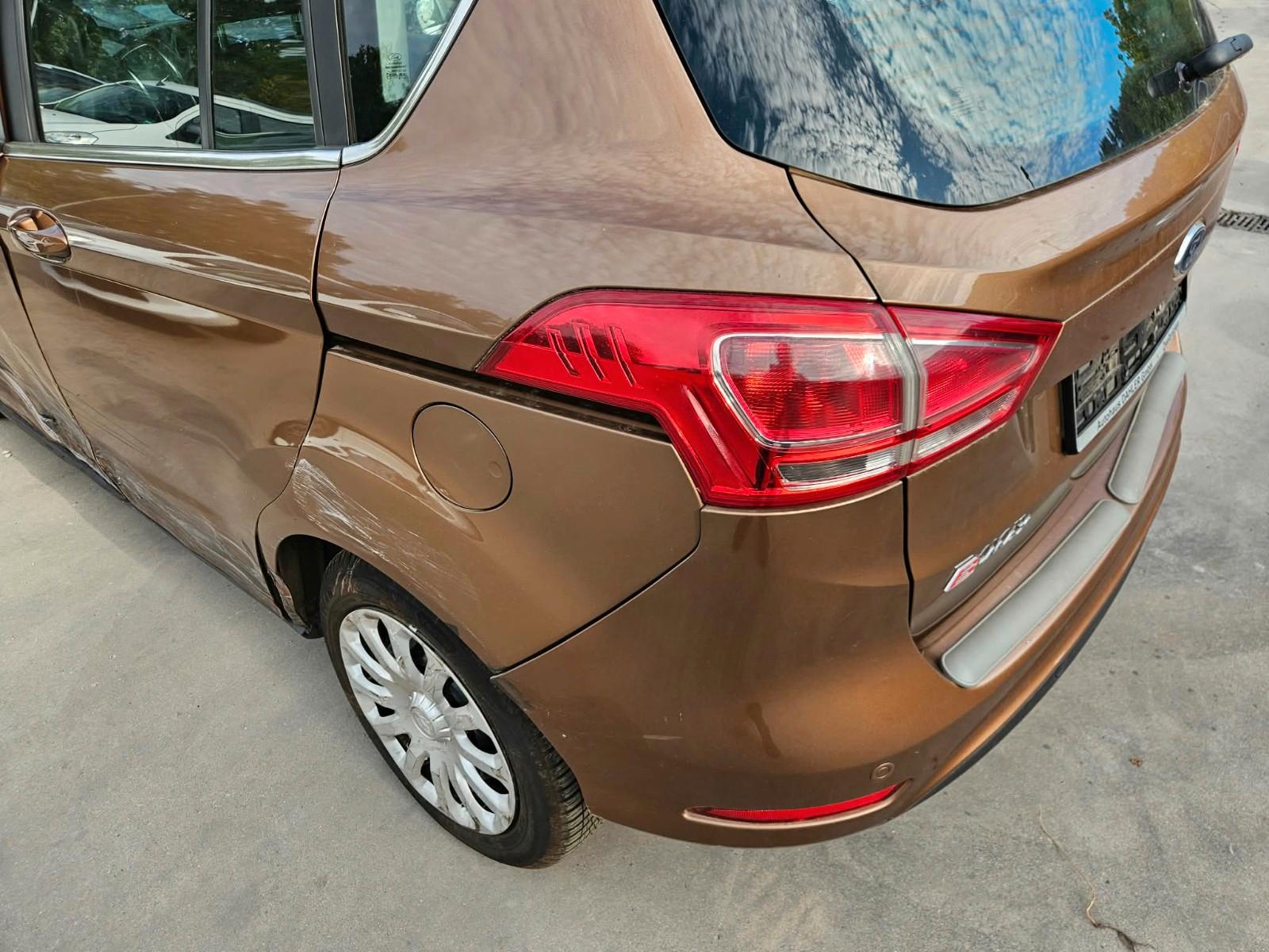 Ford B-MAX 2014 — photo 21