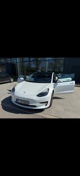 Tesla Model 3 SR+ AHK + Ganzjahresreifen - Tesla Model 3 in Düsseldorf