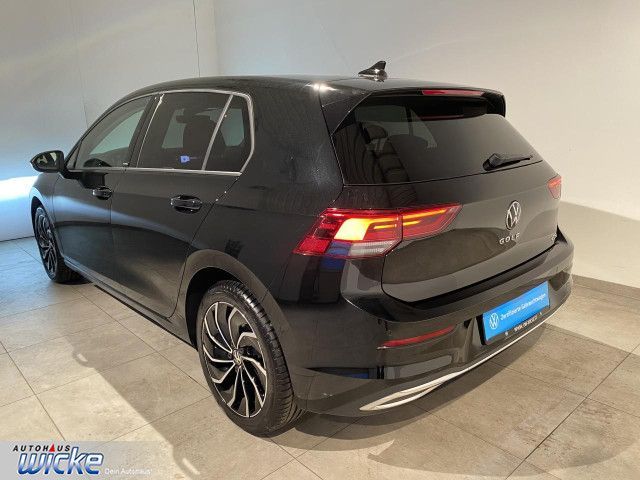 Golf VIII 1.5 TSI DSG Move NAVI KLIMA PDC LED