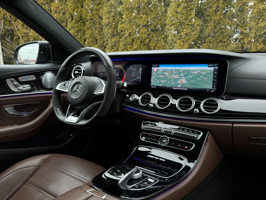 Mercedes-Benz E 63 AMG